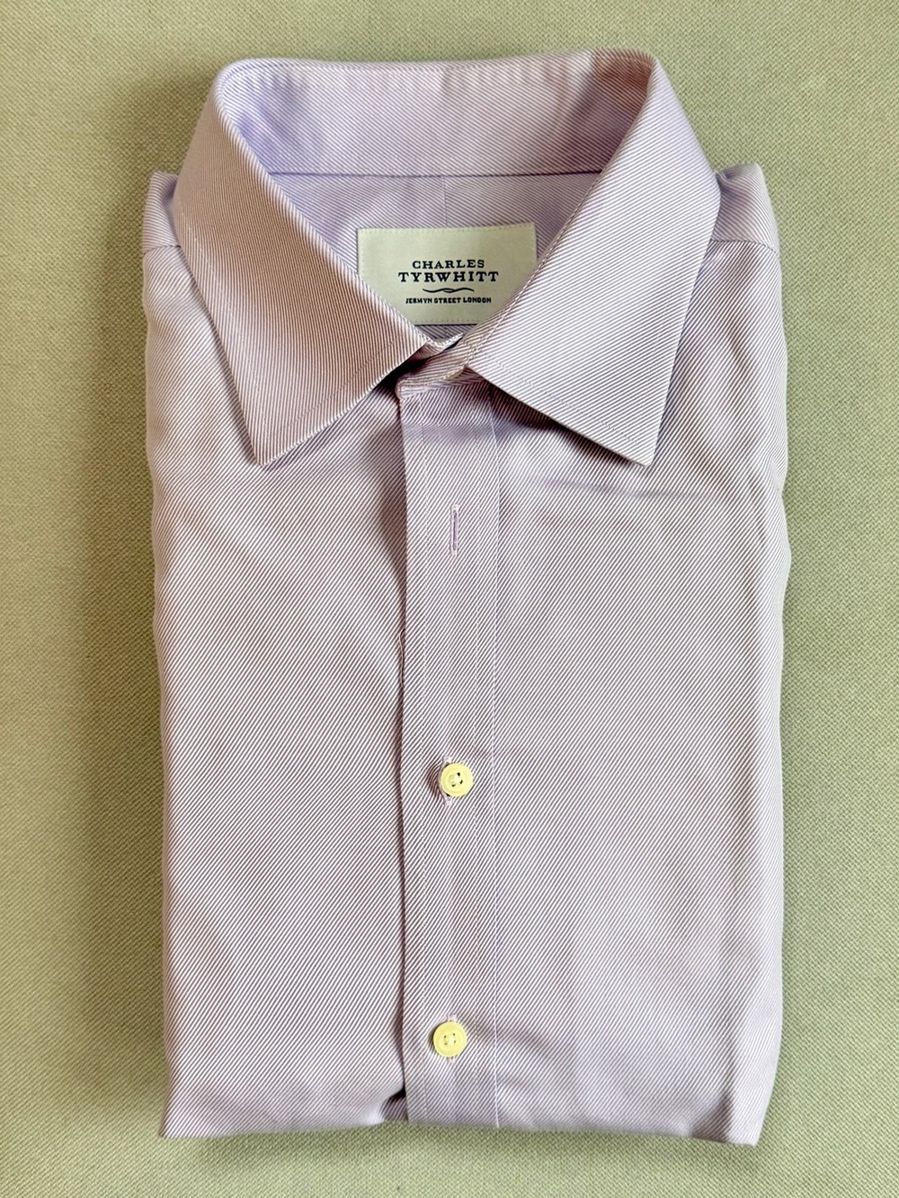 Charles Tyrwhitt Men's Light Lavender Dress Shirt 17/34